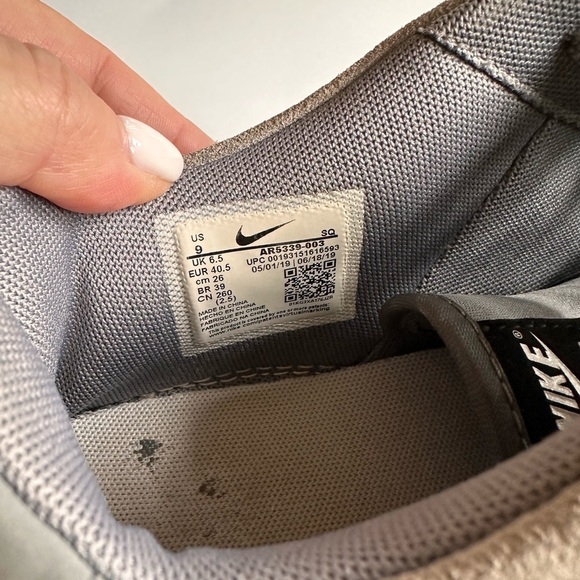 Nike Women’s Air Force 1 Sage Low Sneakers Gray Size 9 - Picture 14 of 14
